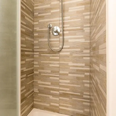 Penelope Guest house 3*