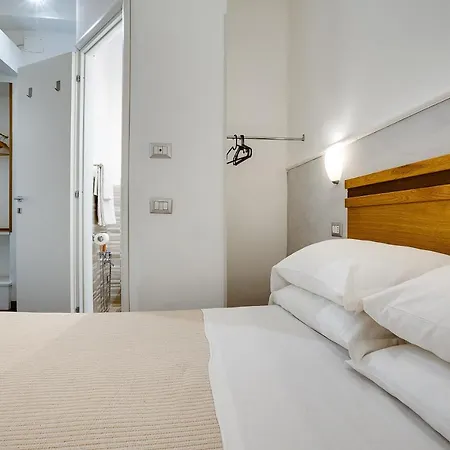 Penelope Guest house 3*
