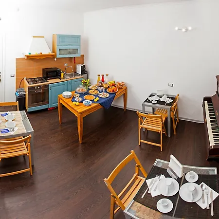 Penelope Guest house 3*
